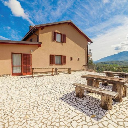 7 Bedroom Pet Friendly Home In Crni Kal Crni Kal (Lika-Senj) Exterior foto