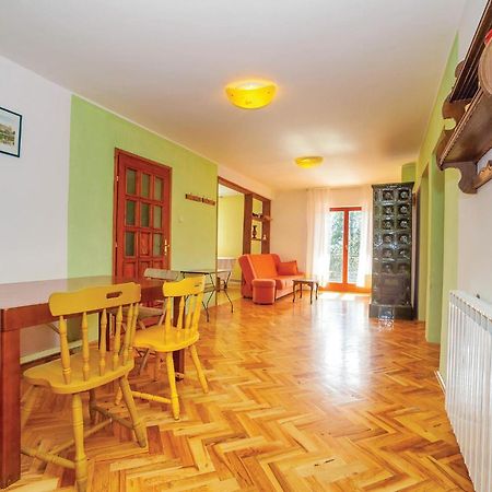 7 Bedroom Pet Friendly Home In Crni Kal Crni Kal (Lika-Senj) Exterior foto