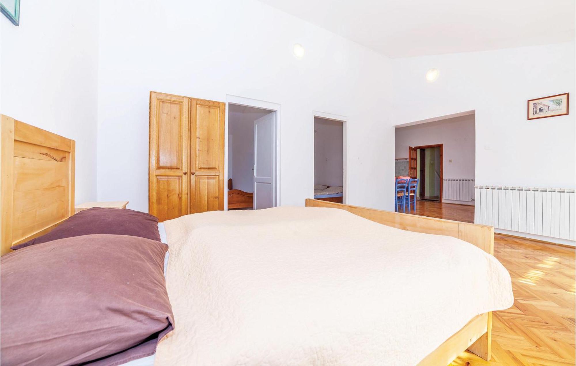 7 Bedroom Pet Friendly Home In Crni Kal Crni Kal (Lika-Senj) Exterior foto