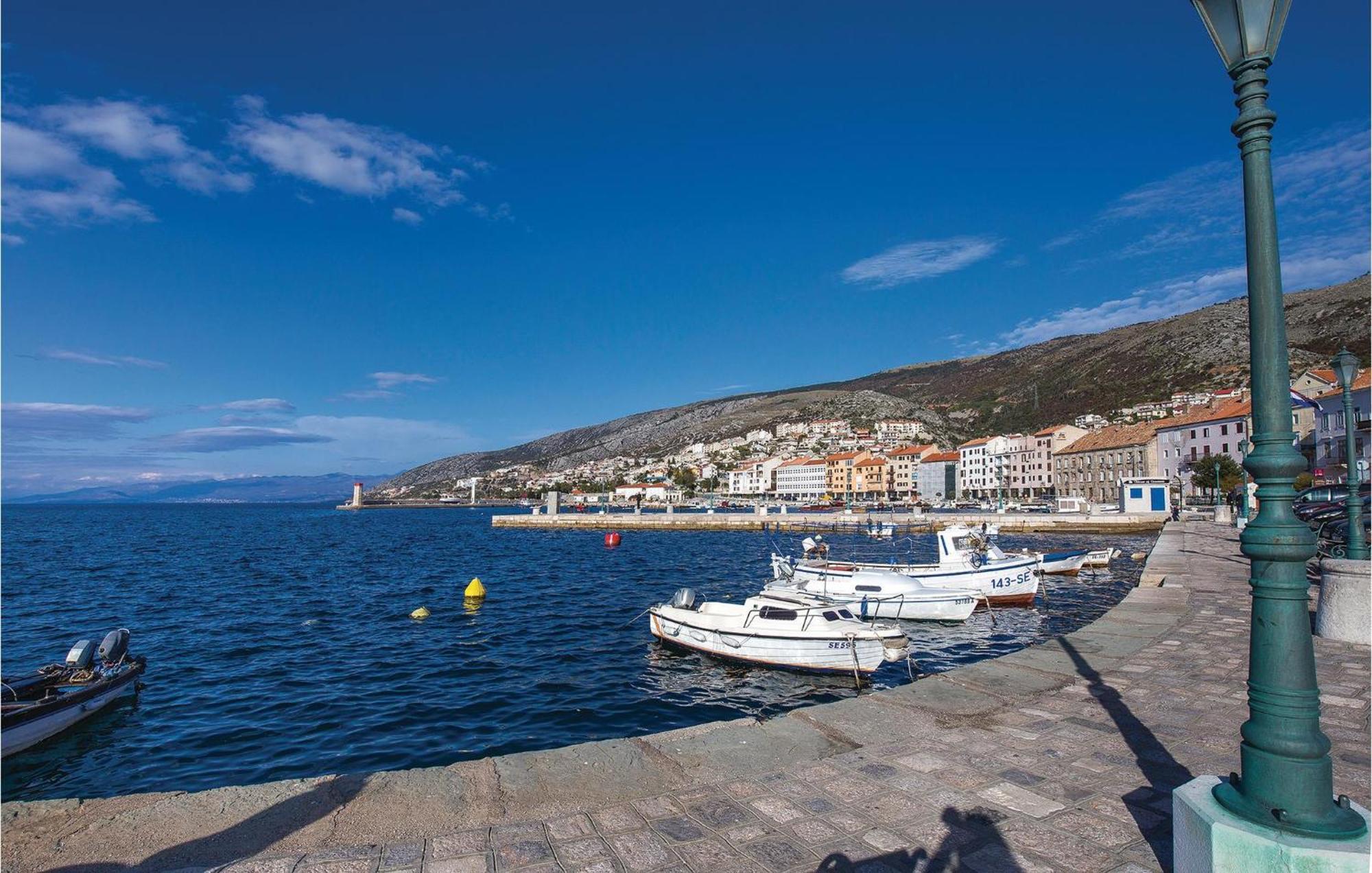 7 Bedroom Pet Friendly Home In Crni Kal Crni Kal (Lika-Senj) Exterior foto
