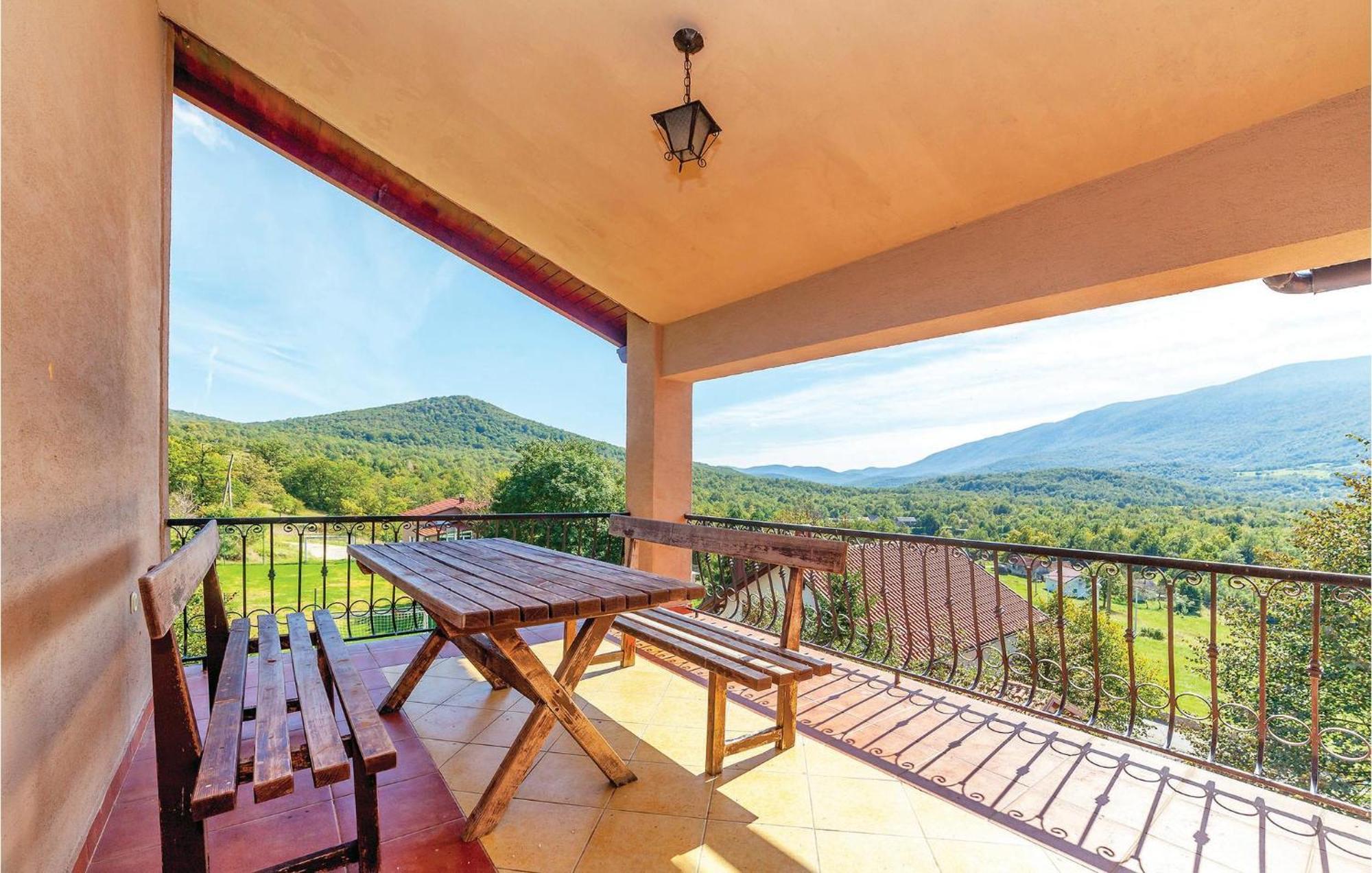 7 Bedroom Pet Friendly Home In Crni Kal Crni Kal (Lika-Senj) Exterior foto