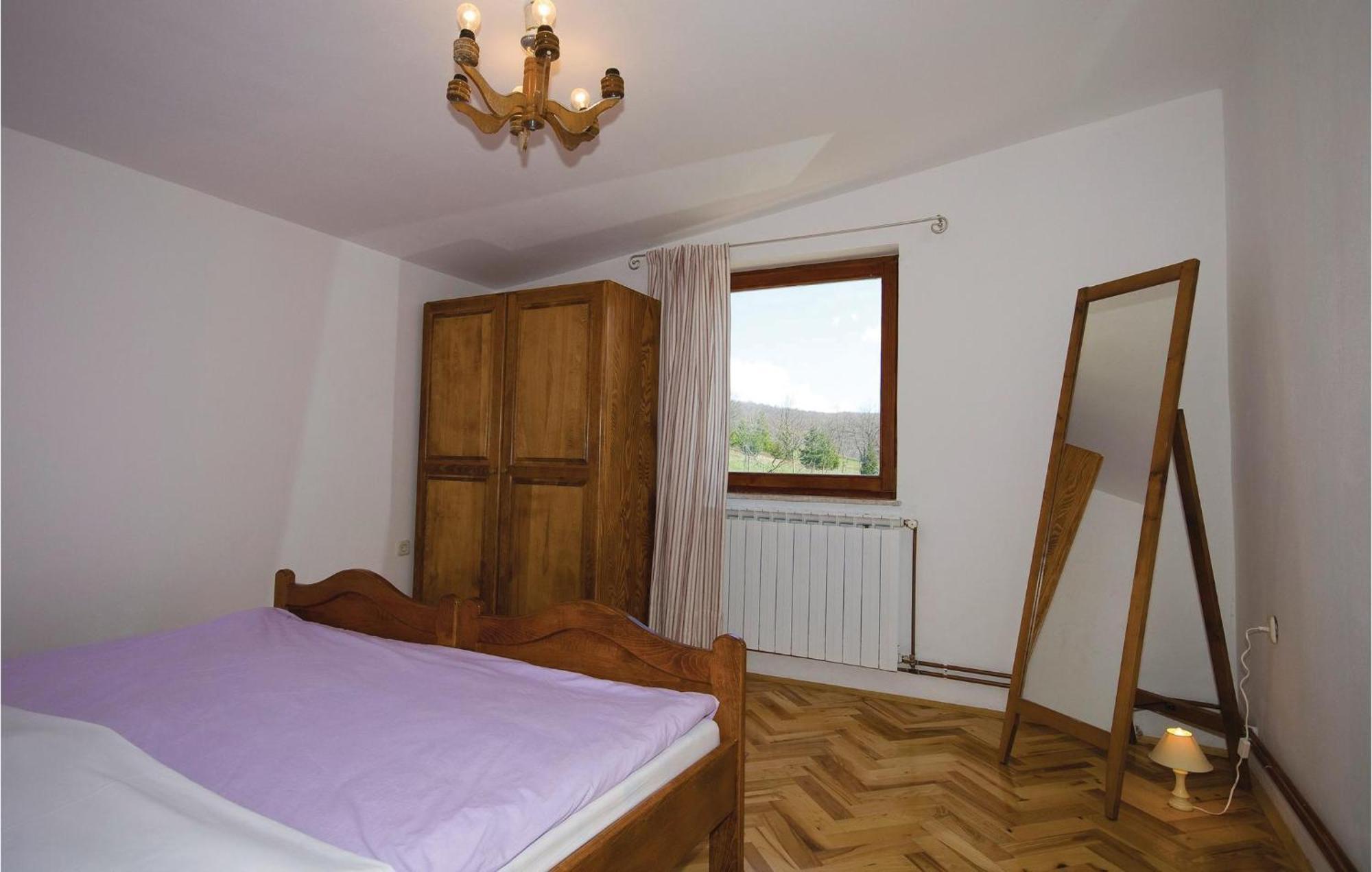 7 Bedroom Pet Friendly Home In Crni Kal Crni Kal (Lika-Senj) Exterior foto
