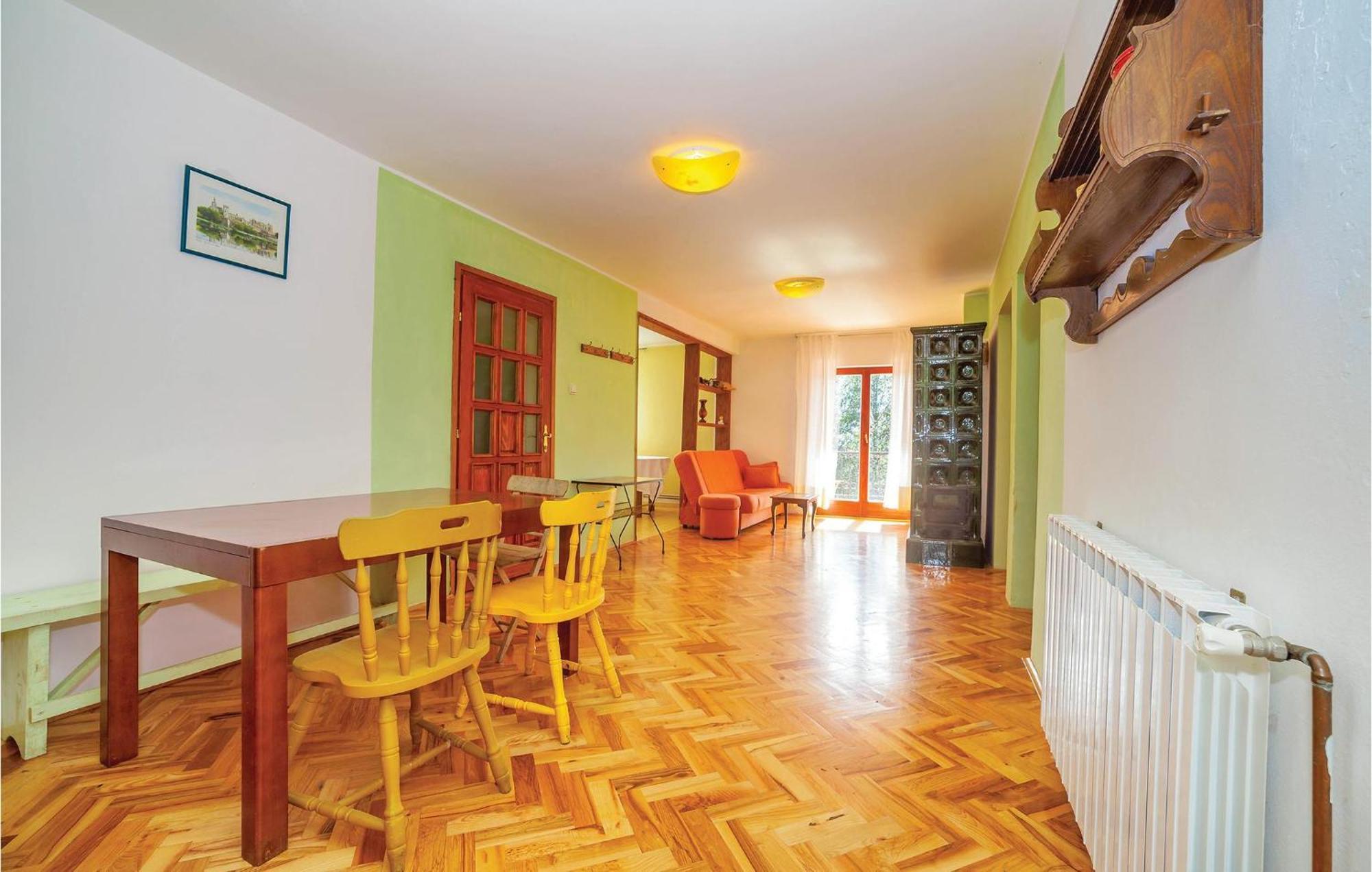 7 Bedroom Pet Friendly Home In Crni Kal Crni Kal (Lika-Senj) Exterior foto