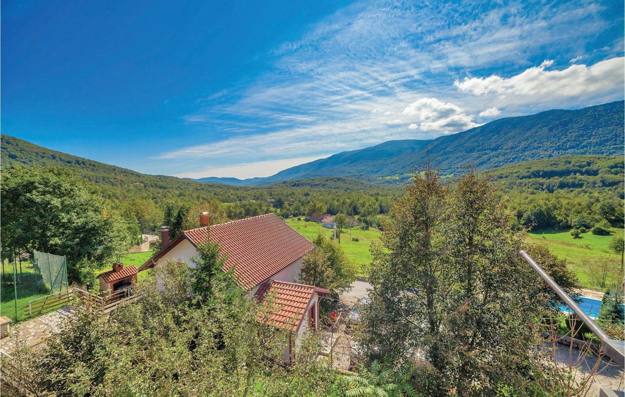 7 Bedroom Pet Friendly Home In Crni Kal Crni Kal (Lika-Senj) Exterior foto