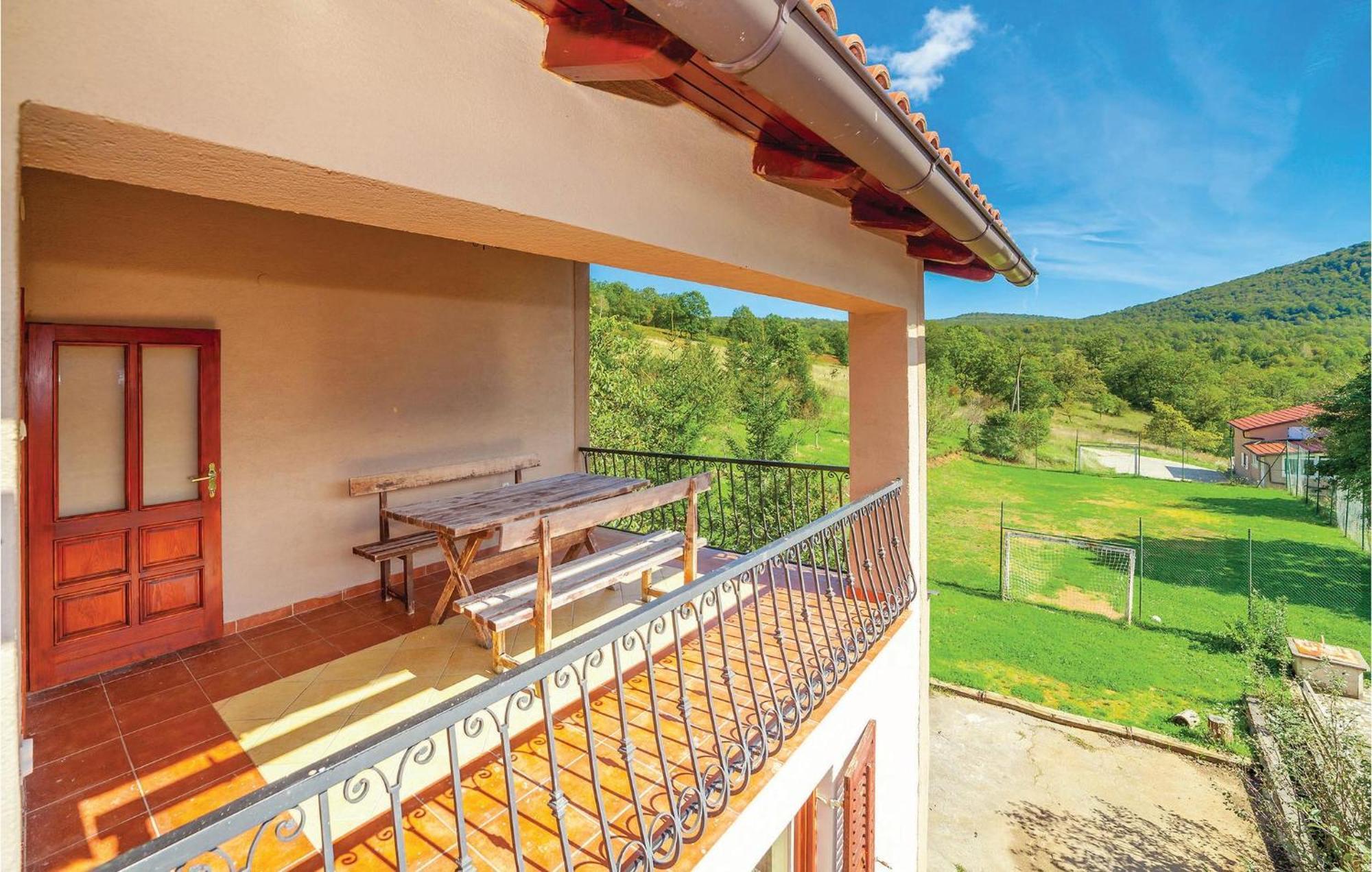 7 Bedroom Pet Friendly Home In Crni Kal Crni Kal (Lika-Senj) Exterior foto